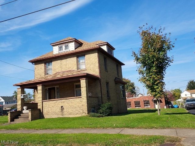 93 Morrison St, Struthers, OH 44471