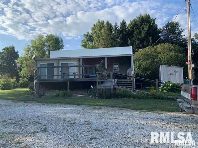 21407 E  Sand Rd, Lewistown, IL 61542