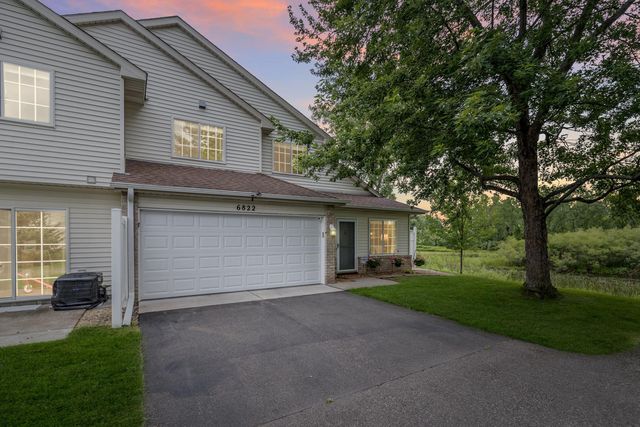 6822 Benton Cir #37, Inver Grove Heights, MN 55076