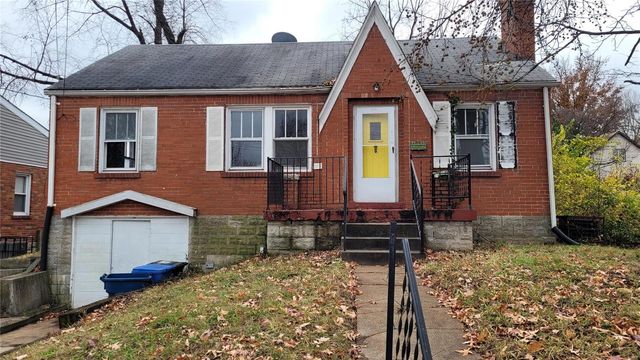 806 Rolwes Ave, Saint Louis, MO 63135
