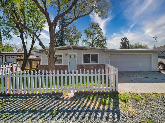 2431 Madrone St, Sutter, CA 95982