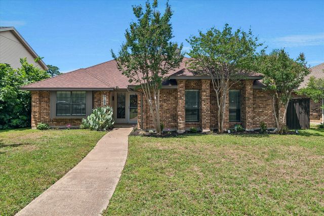 9107 Sweetwater Dr, Dallas, TX 75228