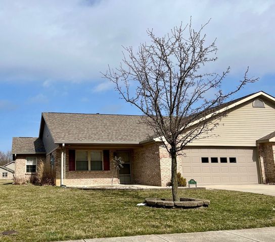 3928 Oak Trail Dr, Indianapolis, IN 46237