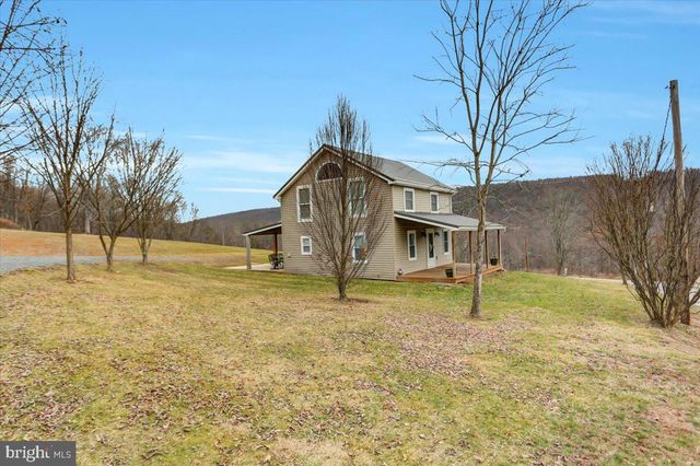 9951 Old Plank Rd, Robertsdale, PA 16674
