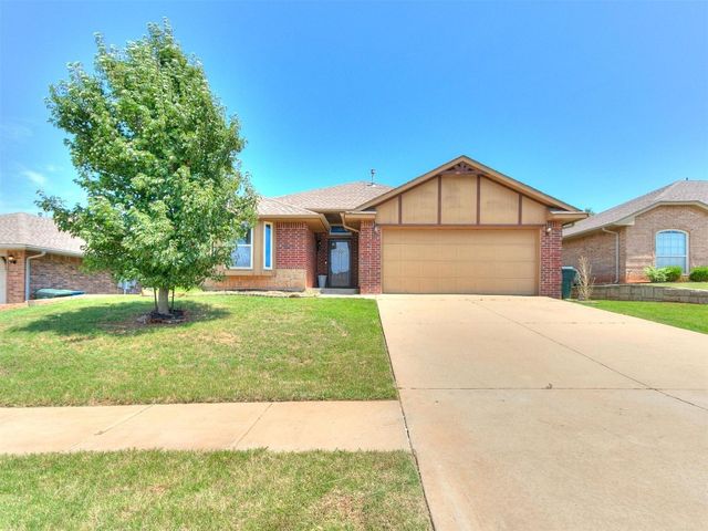 2344 Turtlewood River Rd, Midwest City, OK 73130