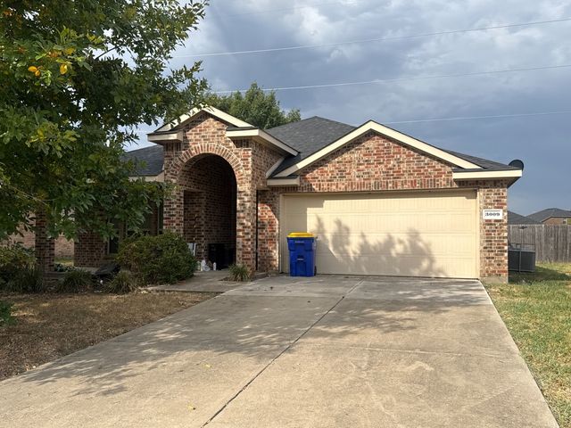 3009 Melrose Dr, Seagoville, TX 75159