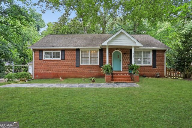980 Brookdale Dr, East Pt, GA 30344
