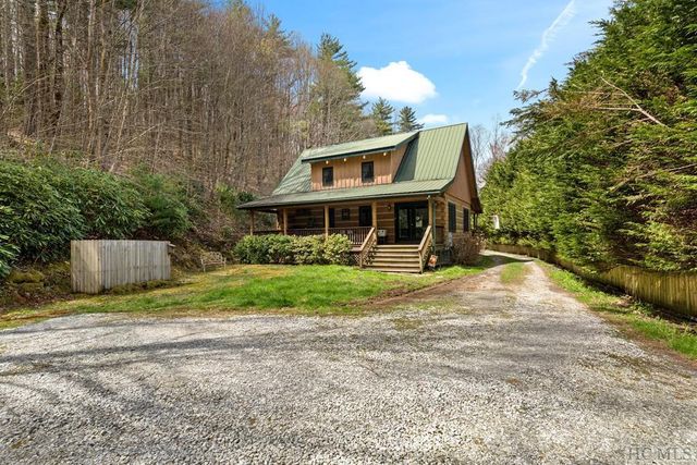 10 Happy Hill Rd, Scaly Mountain, NC 28775
