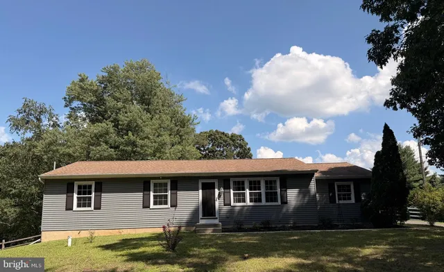 334 Tomlin Station Rd, Mullica Hill, NJ 08062