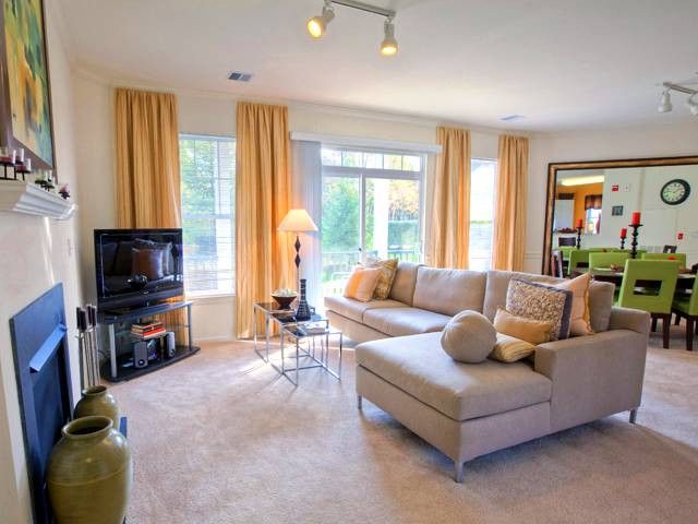 The Point At Pine Ridge Apartments Coram Ny Trulia