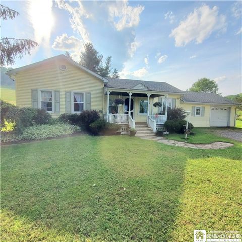 91 Sun Valley Rd, Eldred, PA 16731