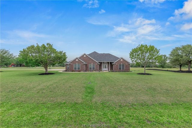 1401 Harpers Ferry Rd, College Station, TX 77845