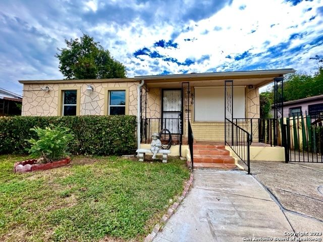 830 Cavalier Ave, San Antonio, TX 78225