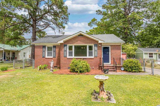 1200 Lakeside Dr, Conway, SC 29526 3 Bed, 1 Bath Single