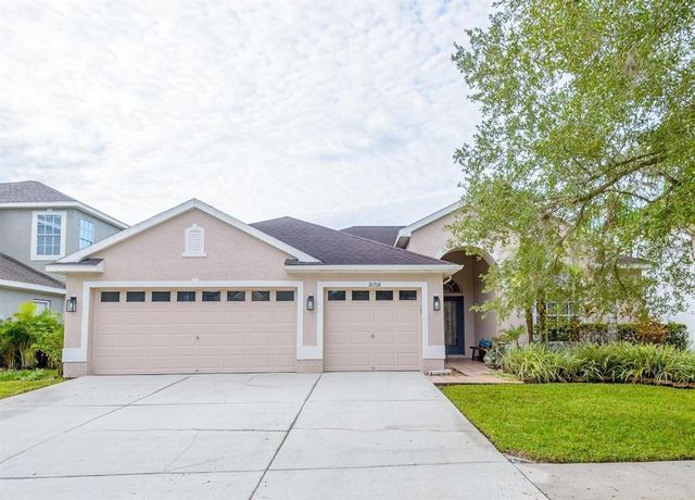 18708 Chopin Dr, Lutz, FL 33558