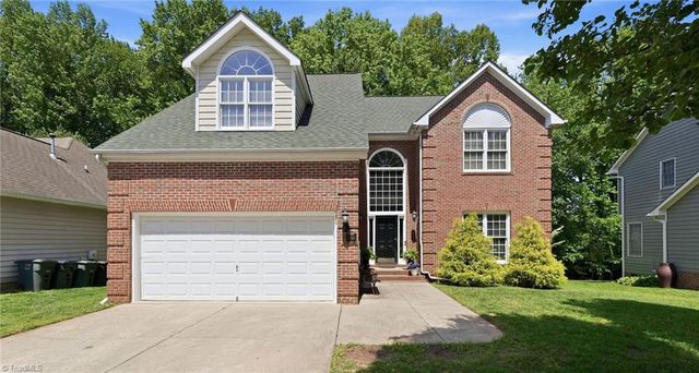 3240 Cheswick Dr, Greensboro, NC 27410