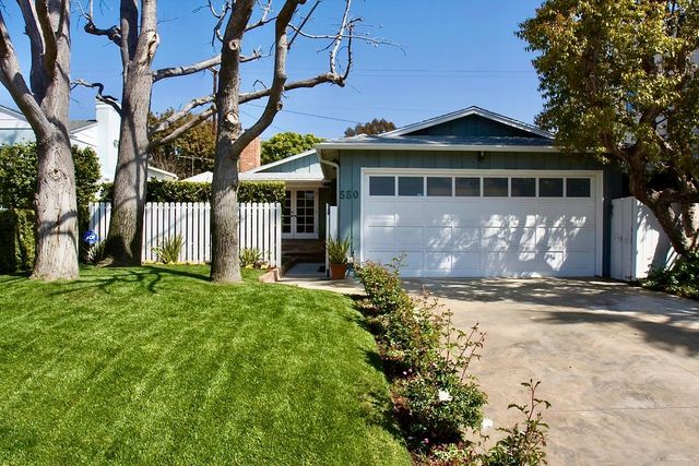 550 Mount Holyoke Ave, Pacific Palisades, CA 90272