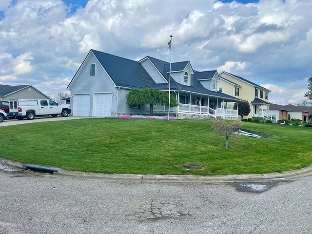 489 Golfview Dr, Chillicothe, OH 45601