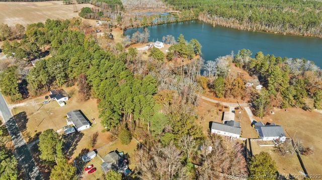 Lakeview Dr, Red Springs, NC 28377