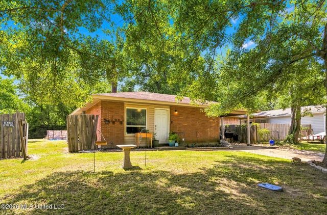 211 Baugh St #1, Pearl, MS 39208