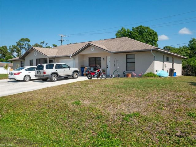 19029/19031 Holly Rd, Fort Myers, FL 33967