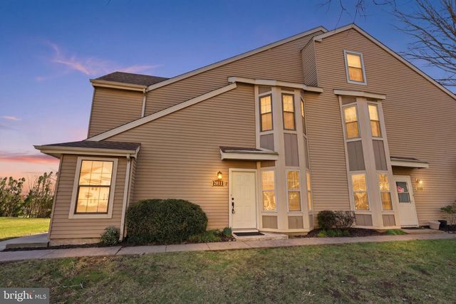 2014 Barry Ct, Holland, PA 18966