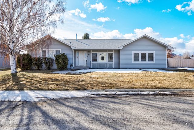 1425 Concord Rd, Helena, MT 59602