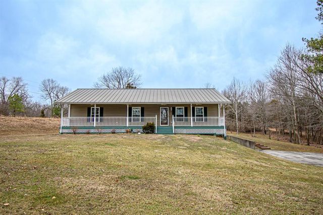 2571 Russell Rd, Utica, KY 42376