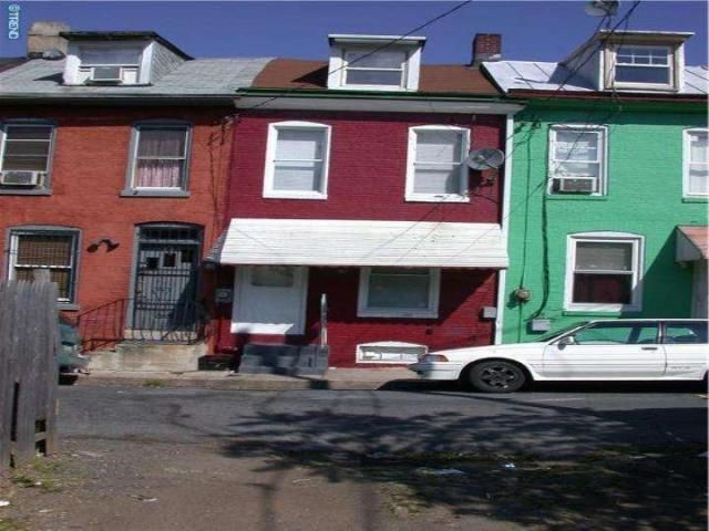 917 Culvert St, Reading, PA 19602