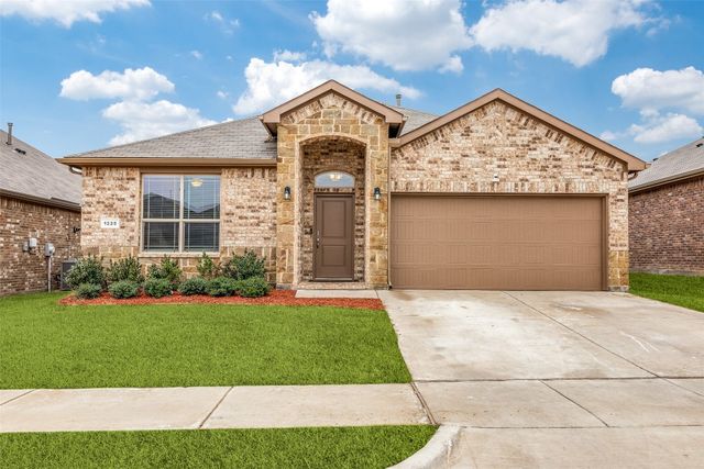 1225 Bosque Ln, Weatherford, TX 76087