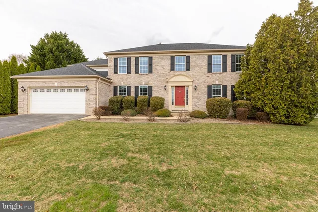 20 Hummingbird Ln, Newark, DE 19711