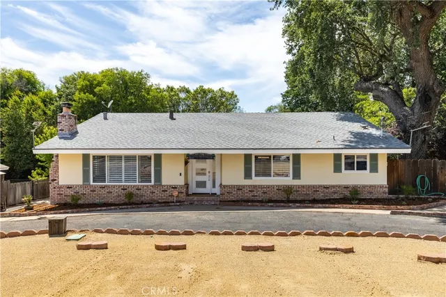 8130 Azucena Ave, Atascadero, CA 93422