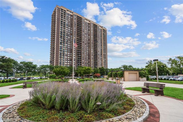269-10 Grand Central Parkway UNIT 4B, Floral Park, NY 11005
