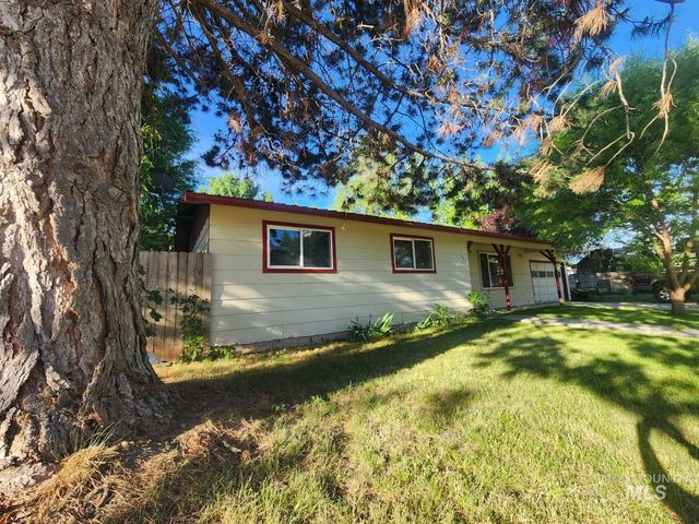 603 C Ave, Wilder, ID 83676