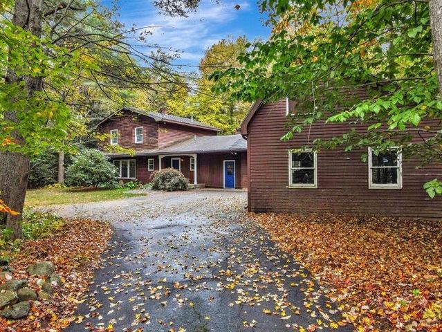 205 Kerns Hill Road, Manchester, ME 04351