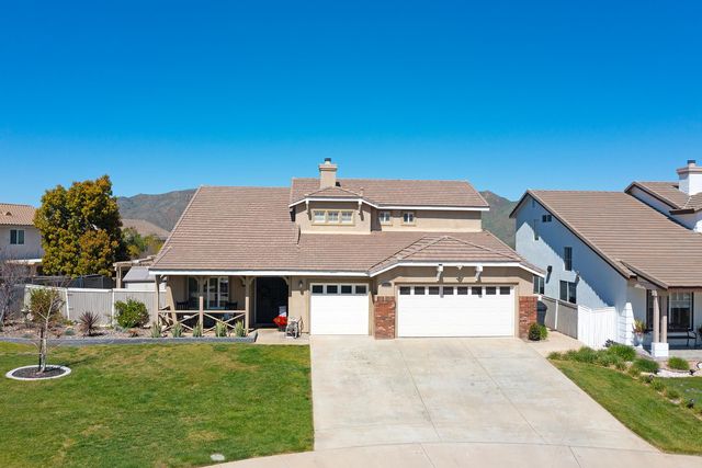 13942 Hidden Star Ct, Corona, CA 92883