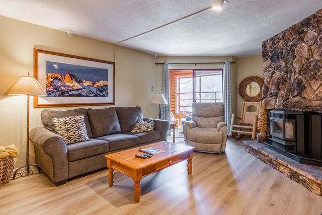 865 Majestic Pines Dr #104, Mammoth Lakes, CA 93546