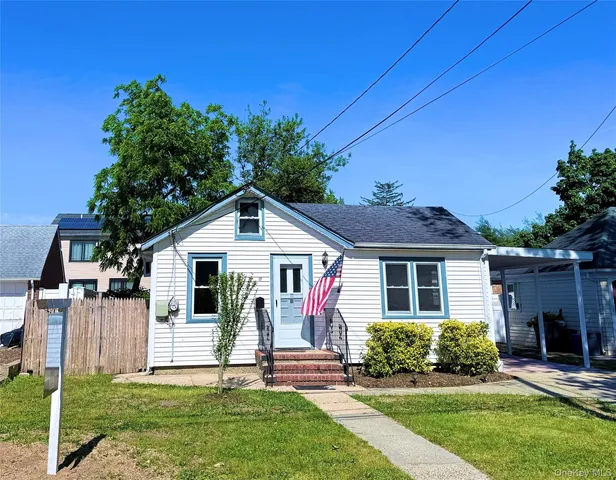 17 W 2nd, Deer Park, NY 11729