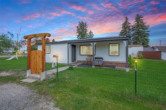 624 Maryland Ave, Deer Lodge, MT 59722