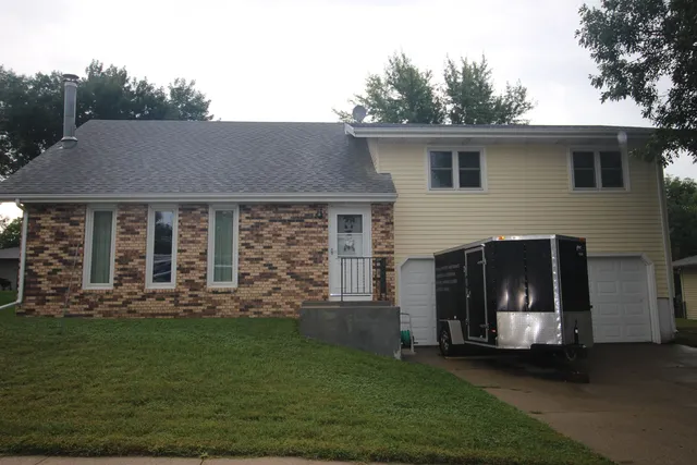 1704 Mulberry Dr, Norfolk, NE 68701