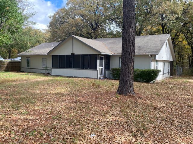 410 Pleasure Land Rd, Gun Barrel City, TX 75156