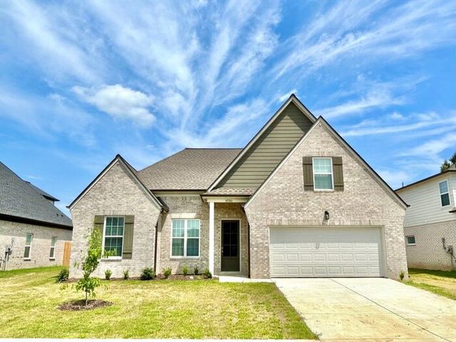 8750 Windstone Estate Dr, Millington, TN 38053