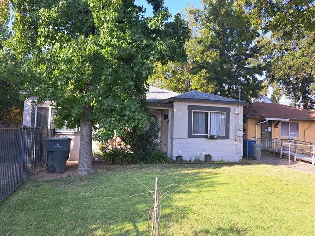 1075-1079 Acacia Ave, Sacramento, CA 95815