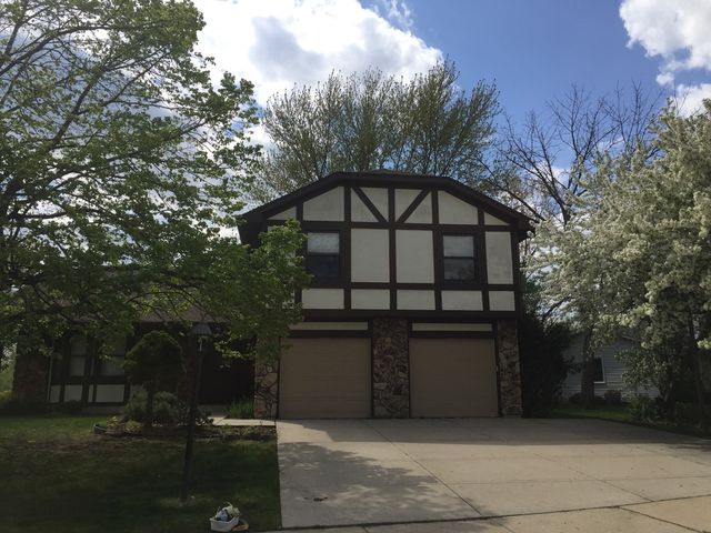 4080 N  Parkside Dr, Hoffman Estates, IL 60192
