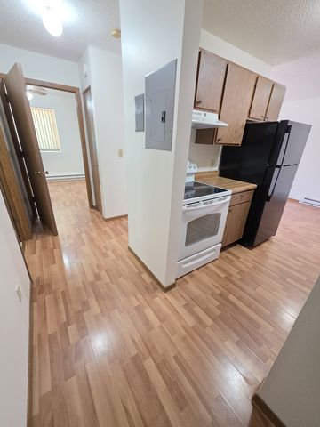 480 Jersey Ave NE #f082f256b, Huron, SD 57350