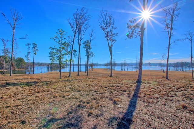 6 County Road 2178, Burkeville, TX 75932