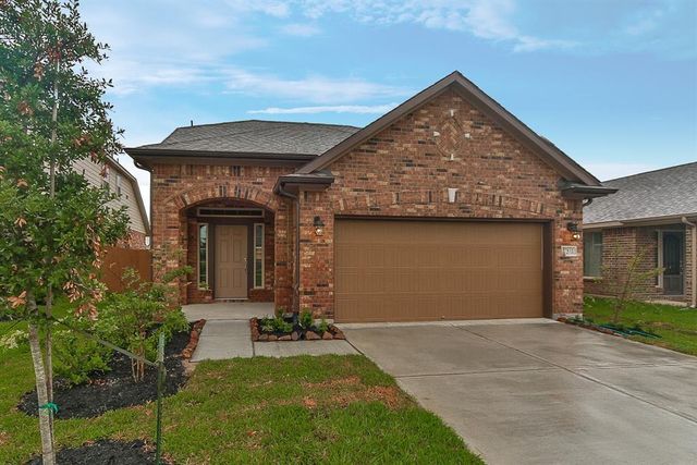 27811 Oakpoint Falls Dr, Spring, TX 77386