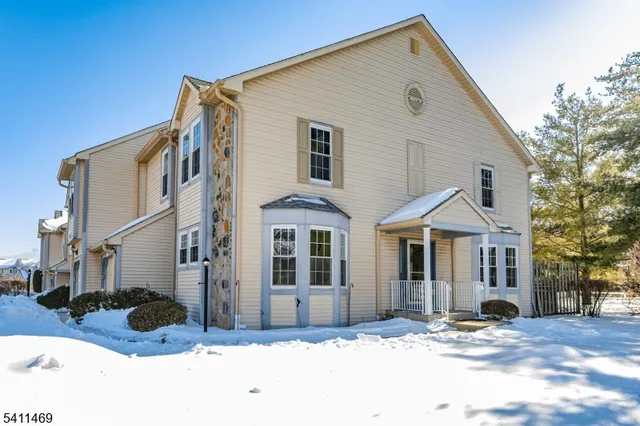 87 Castleton Rd, Princeton, NJ 08540