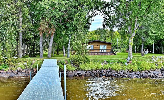 45951 Mille Lacs Pkwy, Isle, MN 56342