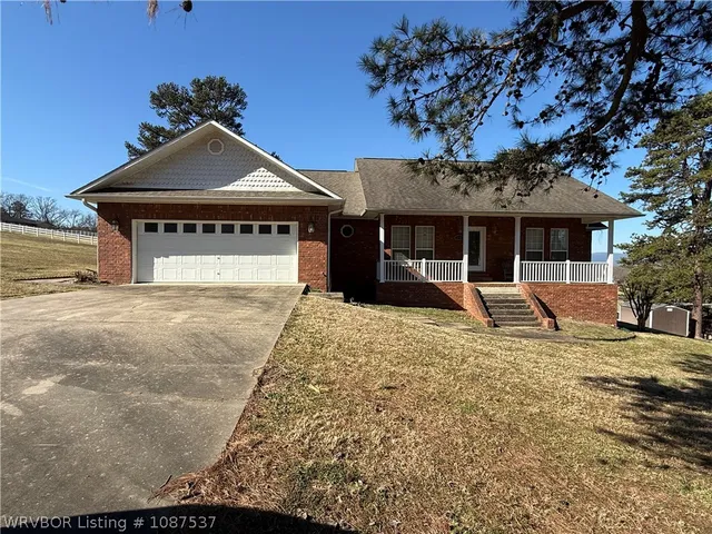 1192 McEntire St, Waldron, AR 72958